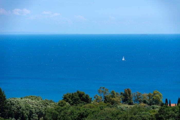 Pernari Apartments building and grounds, Spartia, Kefalonia