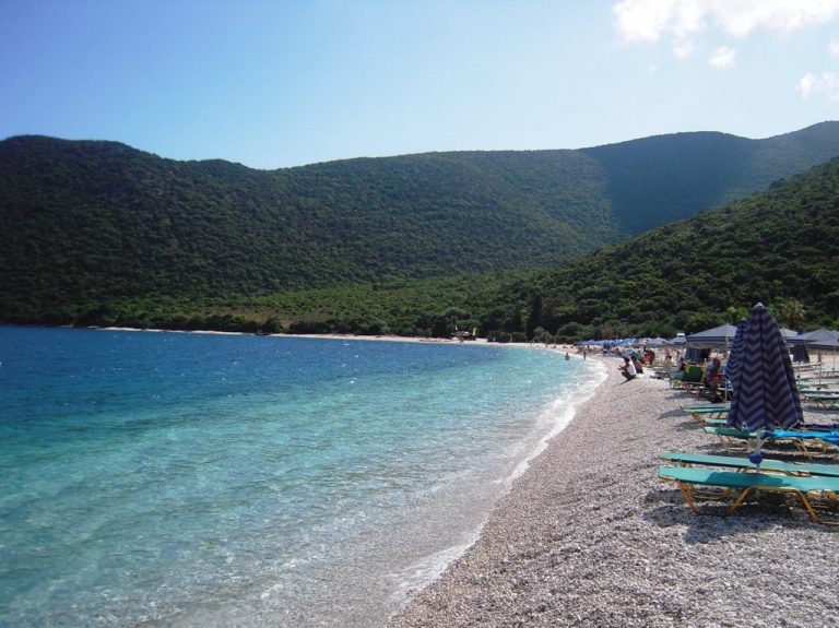 Antisamos Beach