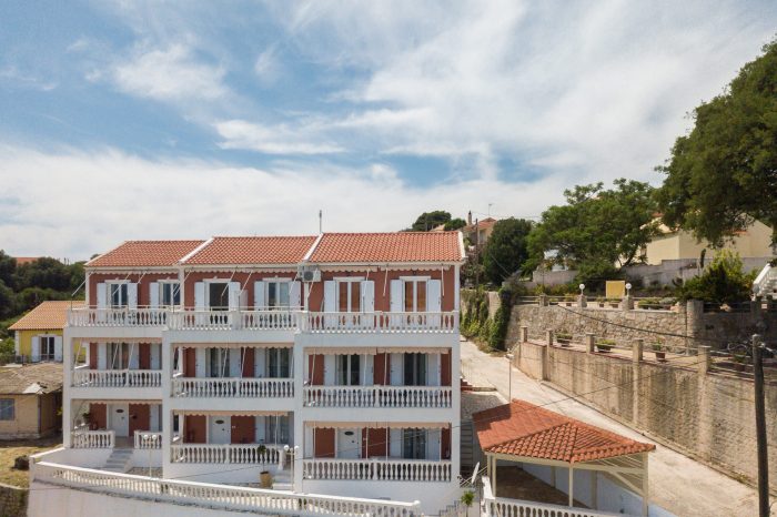 Pernari Apartments building and grounds, Spartia, Kefalonia